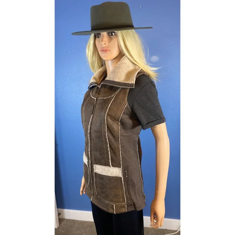 NWT KUHL Womens Dani Sherpa Vest Italian Faux Leather Shearling S Brown MSRP$219 - Picture 4 of 17